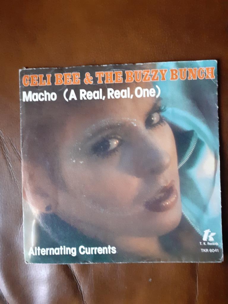 45T Celi Bee & Buzzy Bunch : Macho, Ophalen of Verzenden
