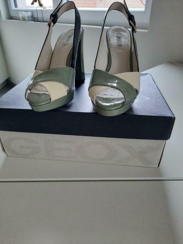 Damespumps Geox, Overige kleuren, Zo goed als nieuw, Ophalen, Geox