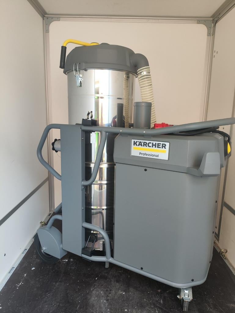 Karcher industriele stofzuiger, Ophalen