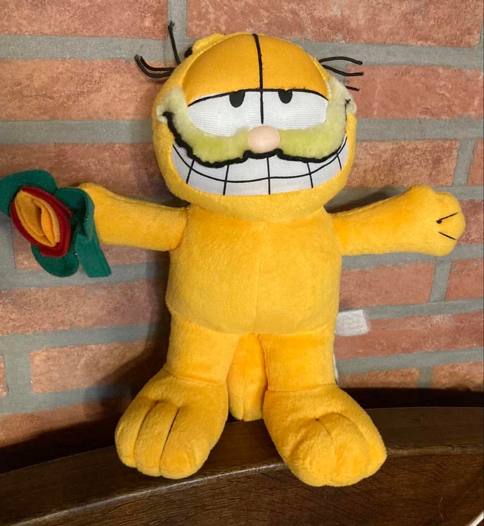 Mooie Garfield 28 cm met bosje bloemen., Kinderen en Baby's, Speelgoed | Knuffels en Pluche, Ophalen of Verzenden, Zo goed als nieuw
