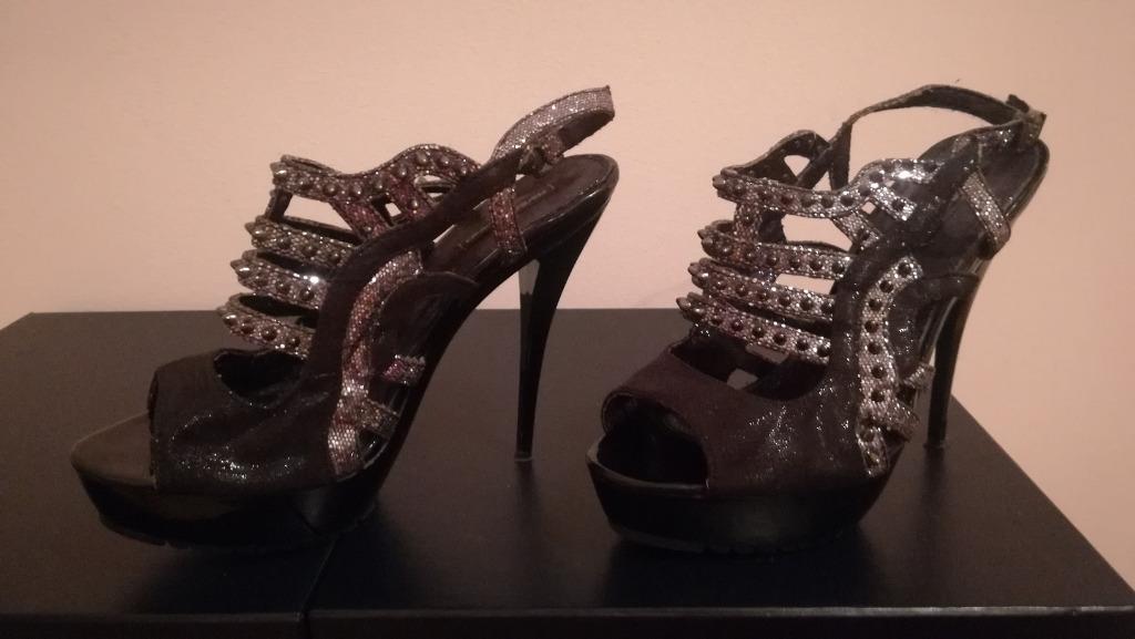 49A* RIVER ISLAND sandales noires sexy (pointure 39), Escarpins, Porté, Noir, Envoi