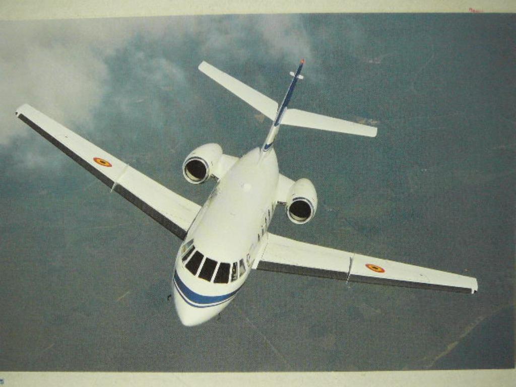 Carte postale ancienne Dassault Falcon 20E-5, Envoi, Comme neuf, Carte, Photo ou Gravure