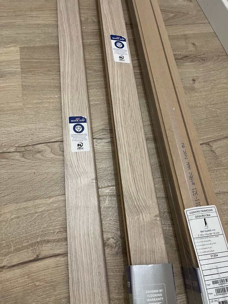 Quickstep plinten, Nieuw, 200 tot 250 cm, Plinten, Ophalen