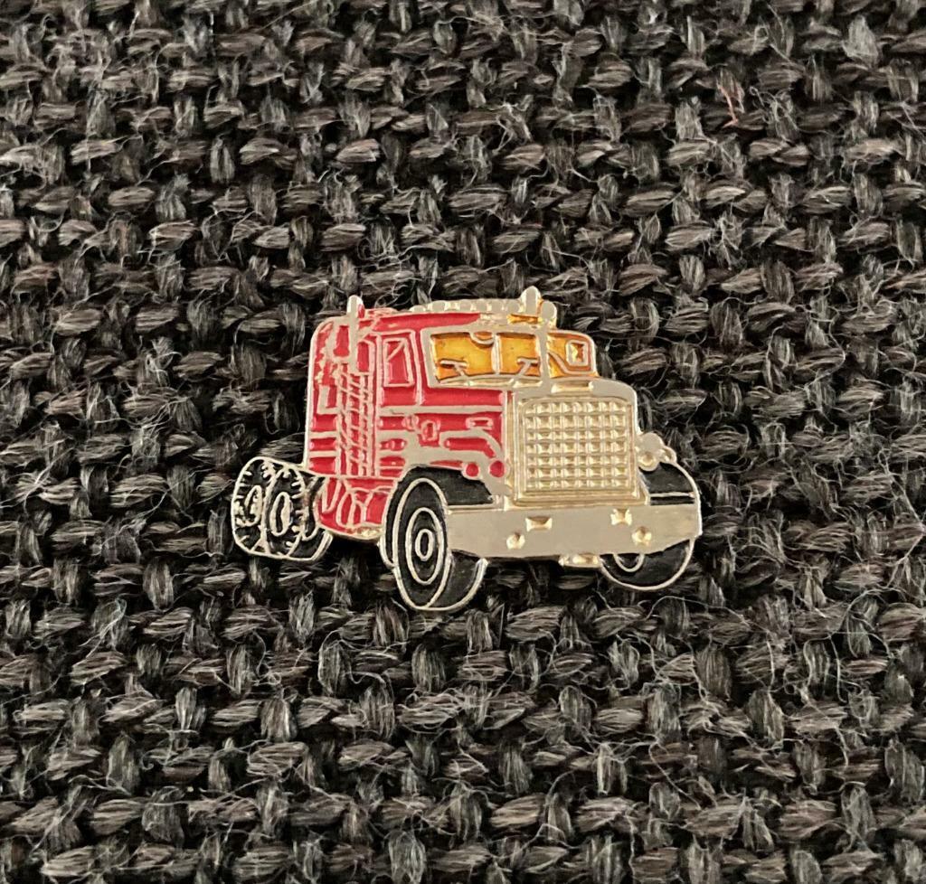 PIN - TRUCK - CAMION, Envoi, Utilisé, Transport, Insigne ou Pin's