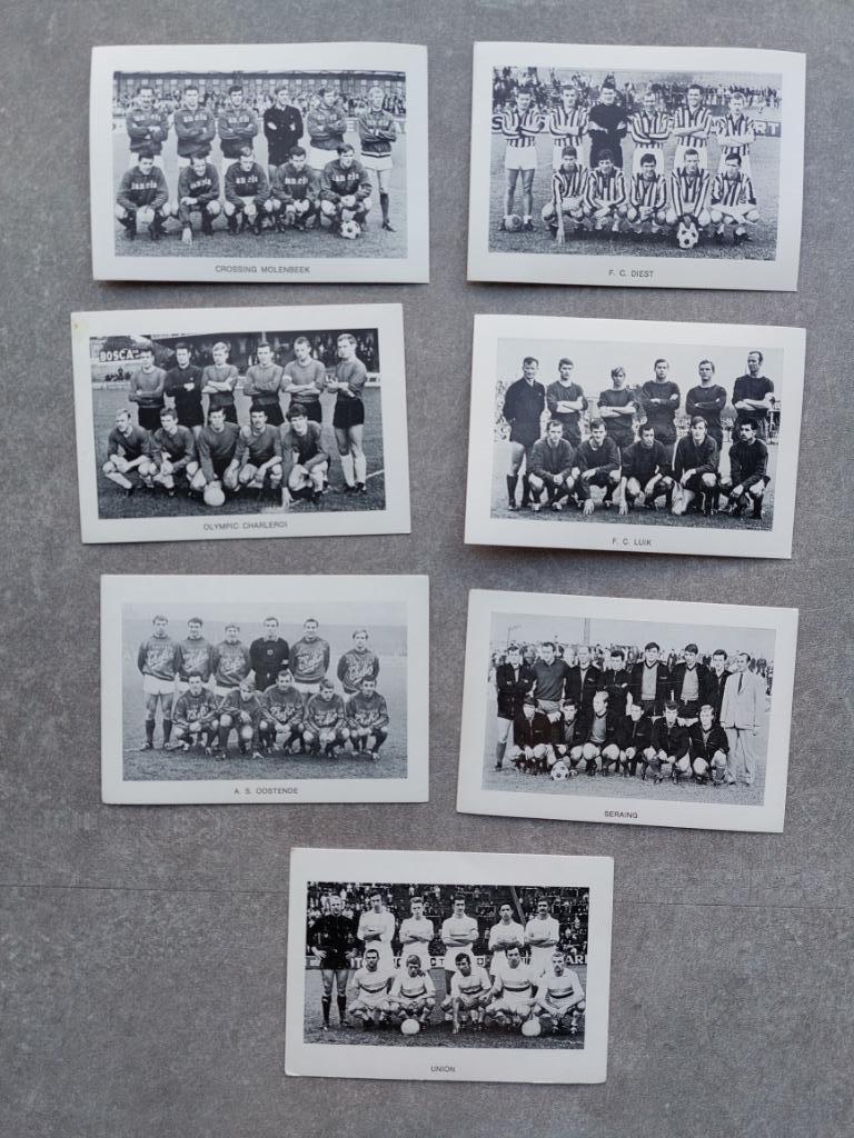 Les équipes de football à la fin des années 1960, Collections, Enlèvement ou Envoi, Comme neuf, Affiche, Image ou Autocollant