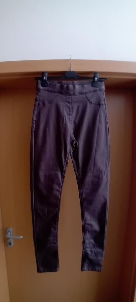 Pantalon brun simili cuir taille 14 ans. NOUVEAU, TQF, Enlèvement ou Envoi, Fille, Pantalon