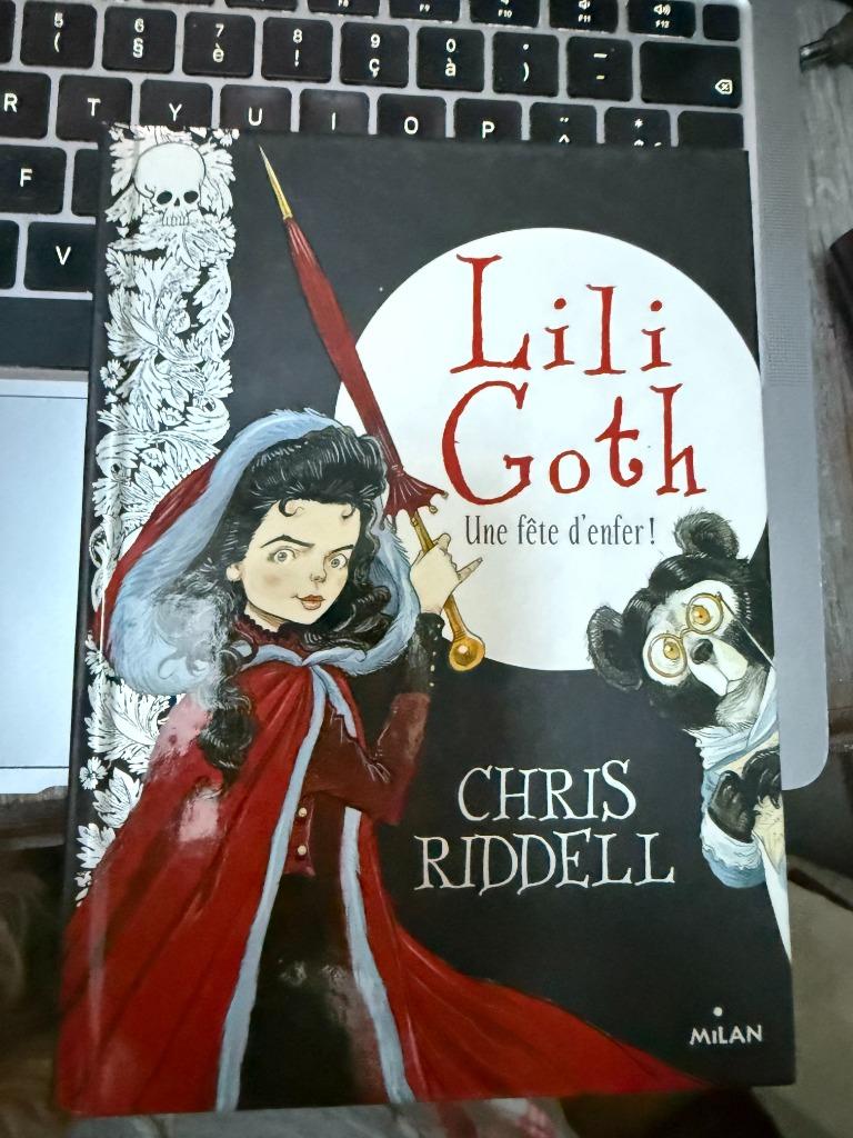 Lili Goth, Tome 02: Une fête d'enfer, Enlèvement, Neuf, Fiction
