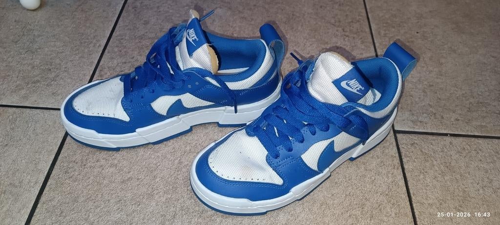 Nike Dunk Low in Royal Blue, Kleding | Dames, Schoenen, Blauw, Nike, Ophalen of Verzenden, Zo goed als nieuw
