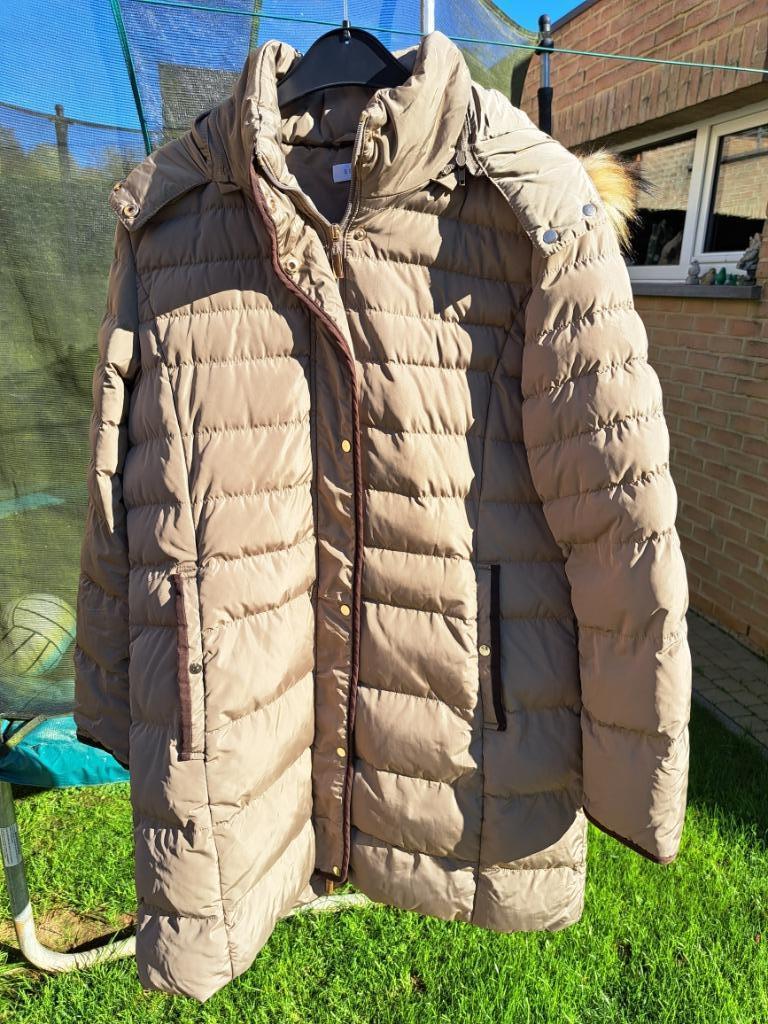 Winterjas maat 44 beige, Ophalen of Verzenden, Zo goed als nieuw, Maat 42/44 (L), Beige