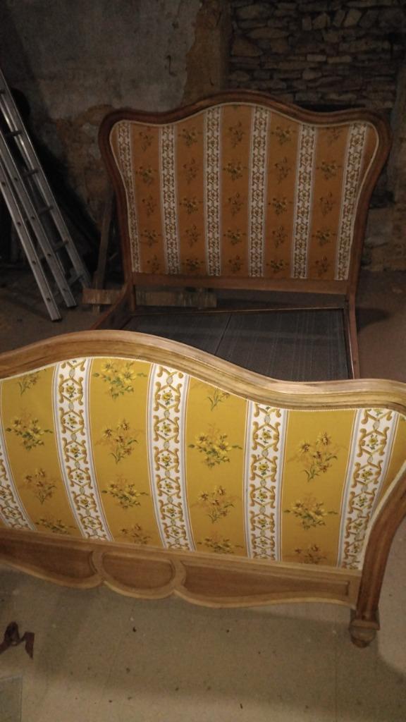 vintage gestoffeerd bed, Ophalen