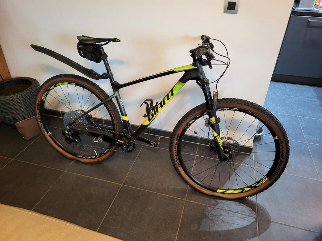 Mountainbike met elektronische groep, Ophalen, Zo goed als nieuw