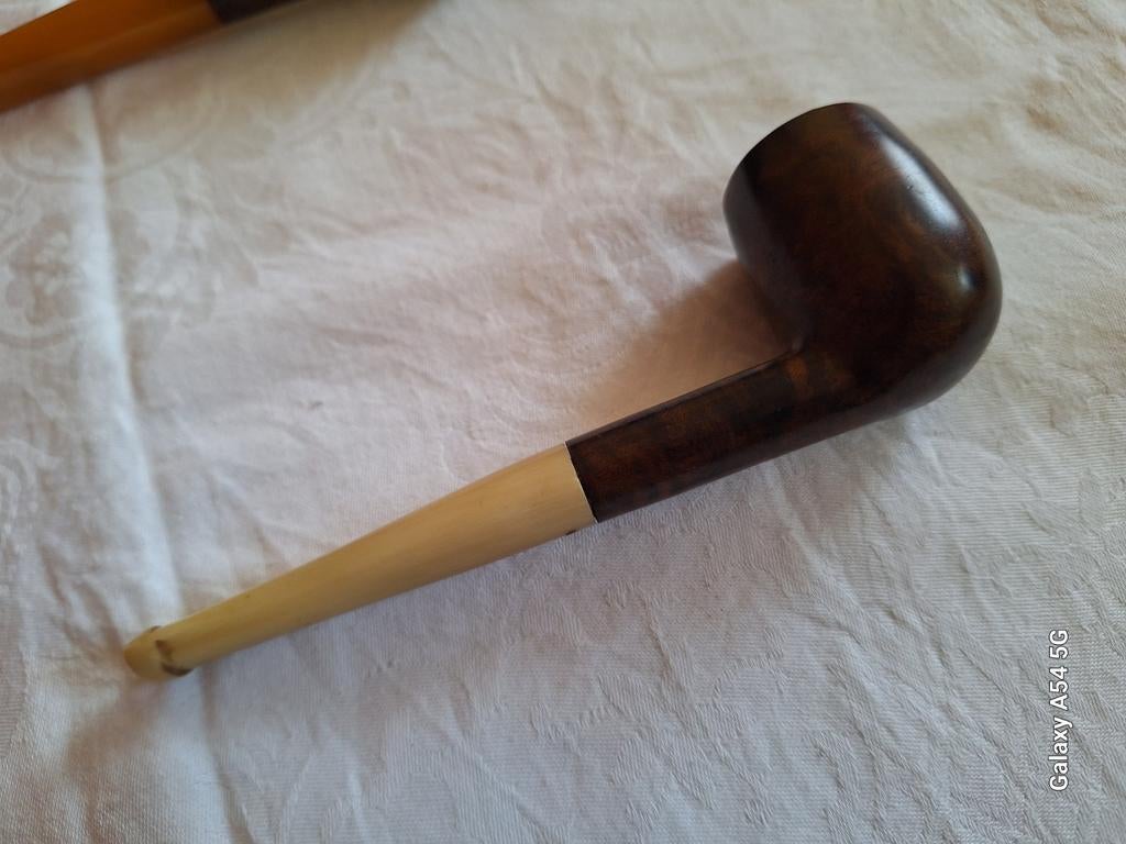 Lot de 2 pipes 1LSB  1 bruyère, Enlèvement ou Envoi