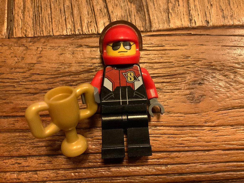 Lego figuur racecar piloot / E1, Enlèvement ou Envoi, Comme neuf, Briques en vrac, Lego