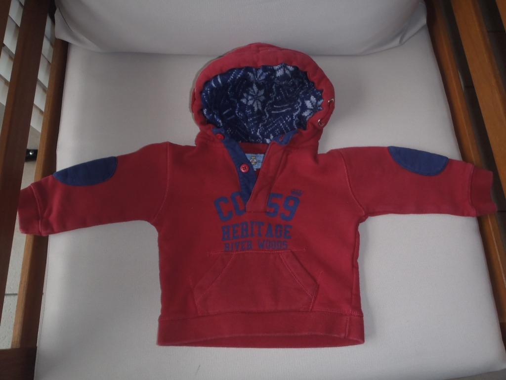 rode hoodie maat 68, Kinderen en Baby's, Babykleding | Maat 68, Ophalen, Gebruikt, Jongetje, Truitje of Vestje