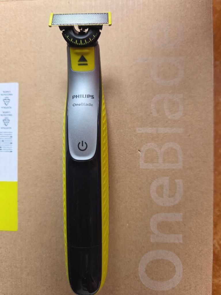 *****NEUF Rasoir Philips NEUF*****, Enlèvement ou Envoi, Neuf, Rasage ou Épilation