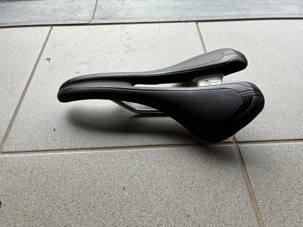 Specialized Romin evo, Fietsen en Brommers, Fietsonderdelen, Ophalen of Verzenden, Zo goed als nieuw, Zadel