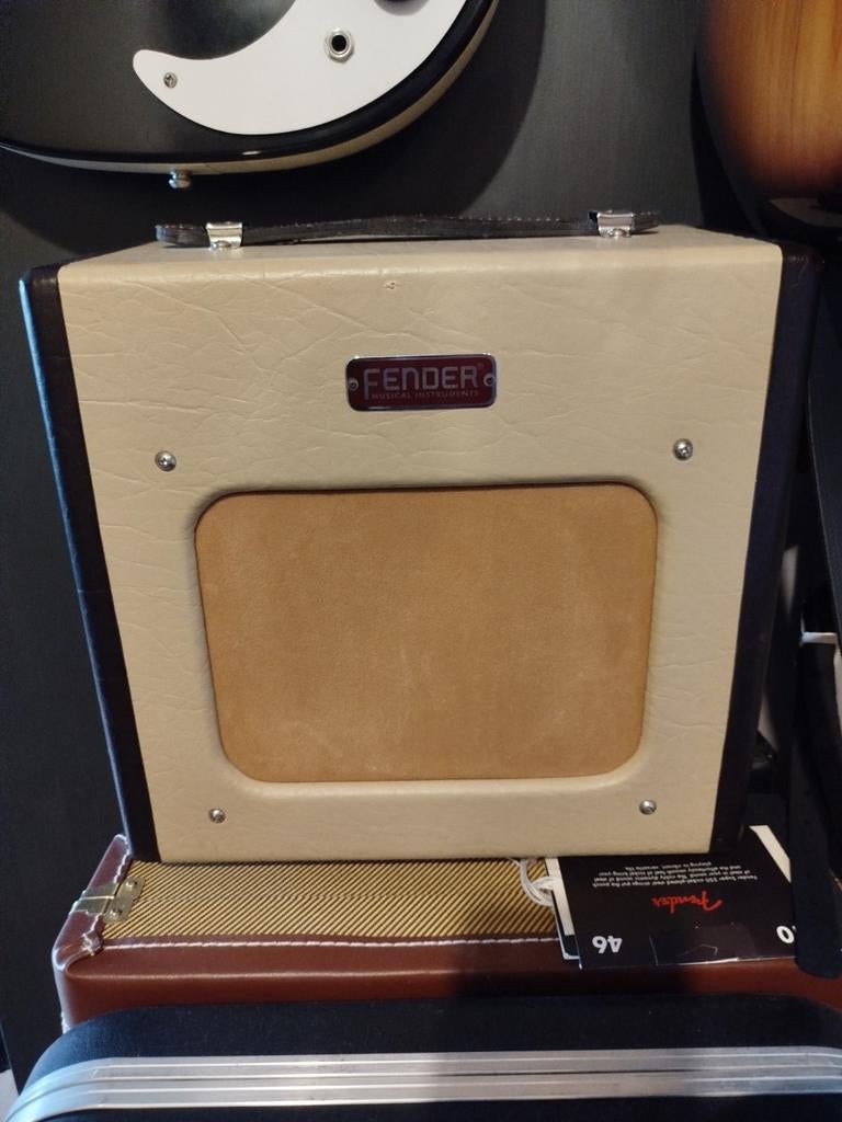 Amplificateur de lampe Fender Champion 600, Musique & Instruments, Enlèvement, Comme neuf