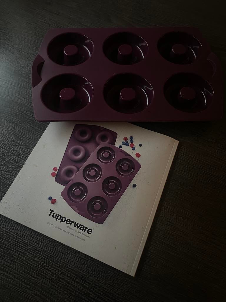 Tupperware  Donuts bakvorm, Huis en Inrichting, Ophalen, Zo goed als nieuw