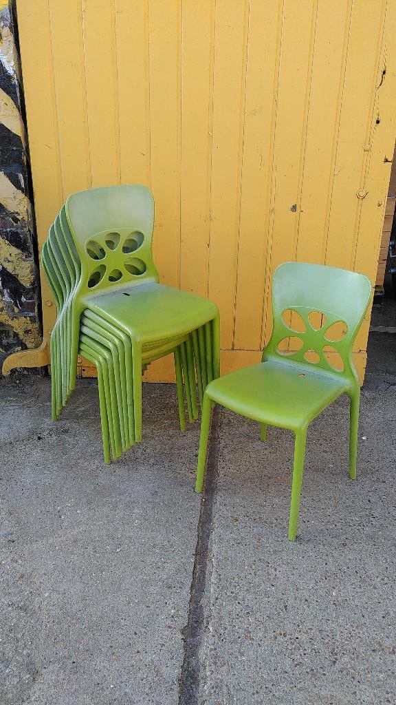 14 terrasstoelen / tuinstoelen 'Neon', Jardin & Terrasse, Chaises de jardin, Utilisé, Synthétique, Empilable, Enlèvement