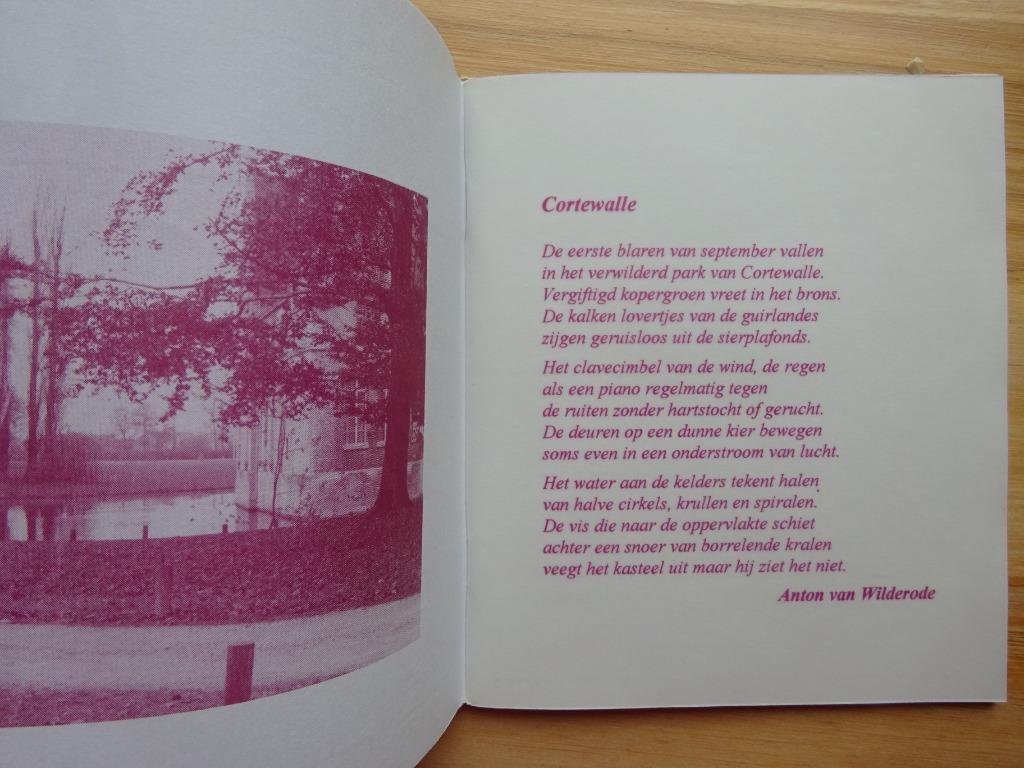 Anton van Wilderode, Cortewalle. Gedicht uit 1975., Ophalen of Verzenden, Zo goed als nieuw