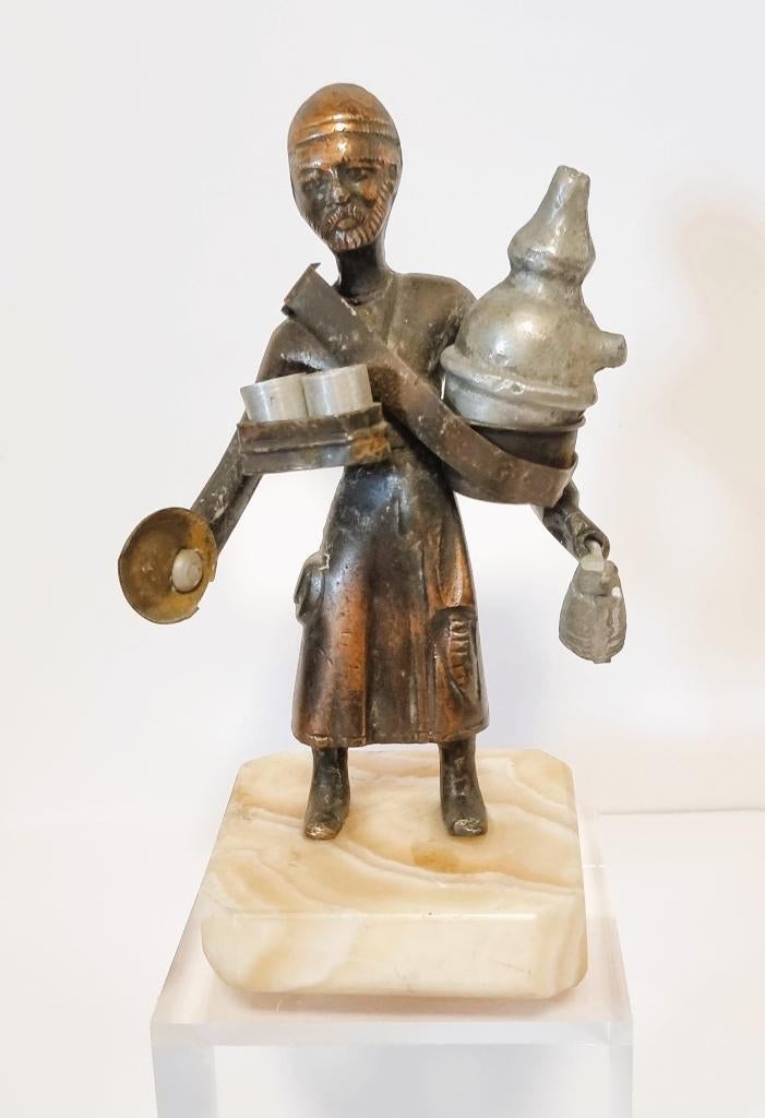 Statue arabe en bronze « Le Porteur d'eau », Enlèvement ou Envoi, Bronze