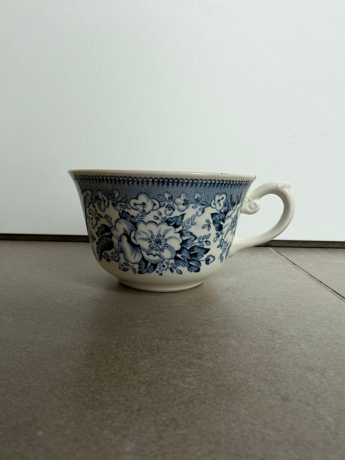 Balmoral Vintage theepotje met blauw-wit bloemmotief, Ophalen of Verzenden