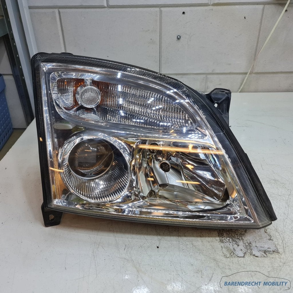 Koplamp rechts Opel Vectra C pre facelift Hella passagierska, Gebruikt, Opel Automobile GmbH, Kontakt@opel-infoservice.de, Opel