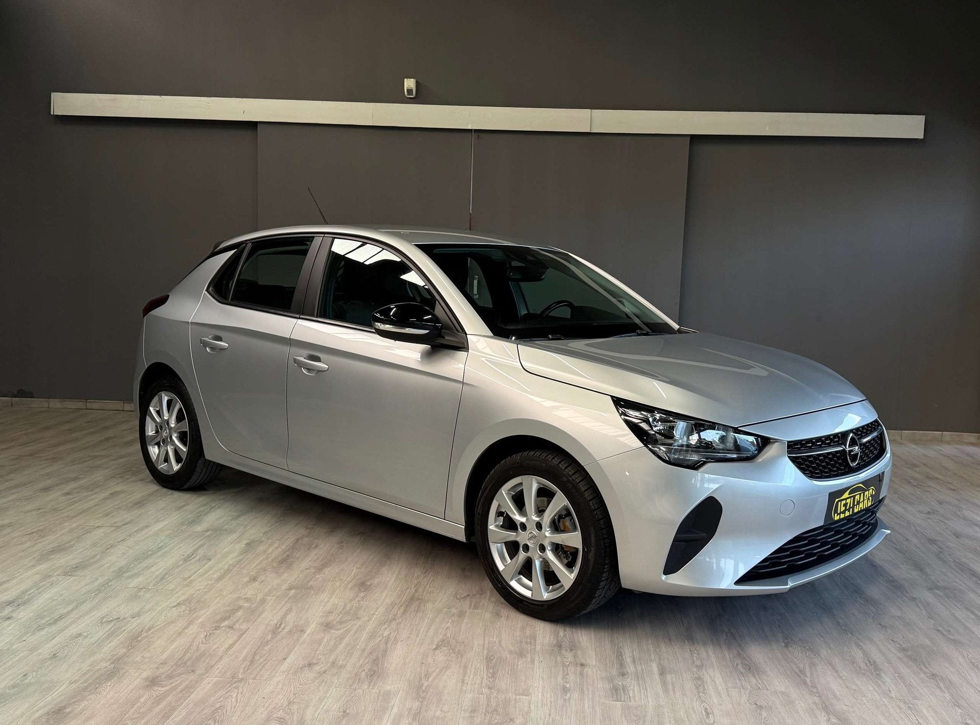 Opel Corsa Corsa 1.2i Edition S/S (EU6.4AP), Argent ou Gris, Ordinateur de bord, Euro 6, Entreprise
