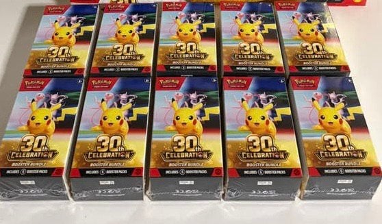 Pokémon 30th Anniversary booster bundels sealed, Ophalen of Verzenden, Nieuw, Booster, Foil