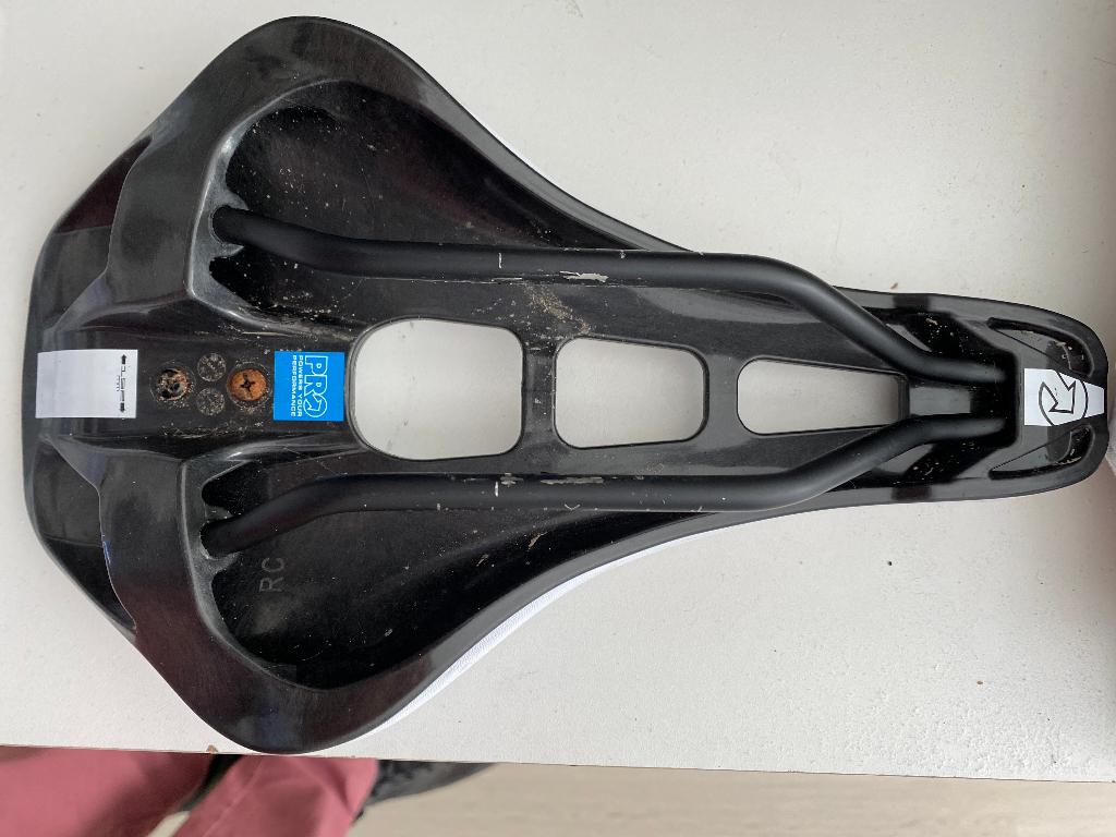 selle PRO stealth blanche, Vélos & Vélomoteurs, Enlèvement, Comme neuf, Selle