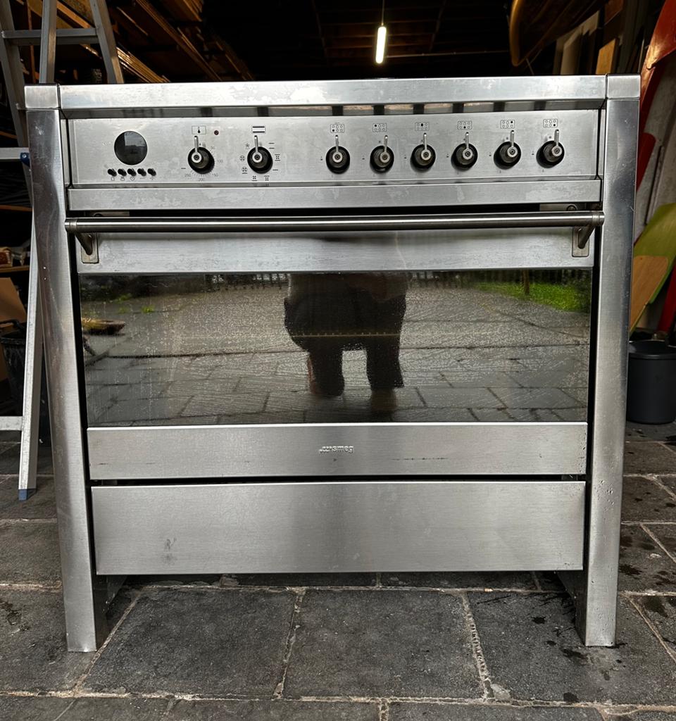 Bijna nieuw Smeg inox designfornuis, Elektronische apparatuur, Fornuizen, Zo goed als nieuw, Gas, Ophalen