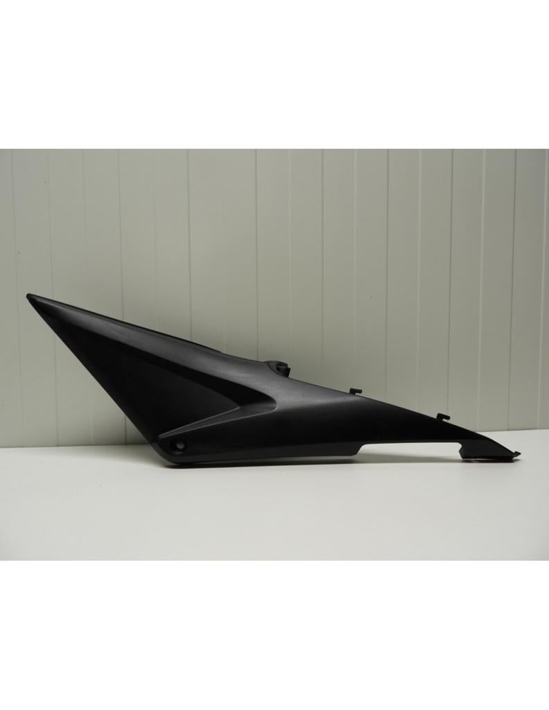 CBR600RR 2005 - 2006 Honda Cover Cover onder tank D1-43010