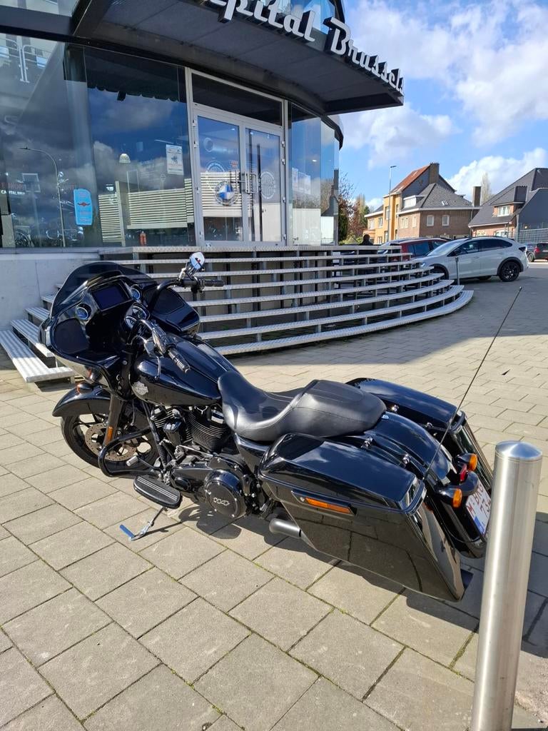 Harley davidson road glide 114ci special 2022, Motos, Motos | Harley-Davidson, Particulier, Chopper, 2 cylindres, Poignées chauffantes