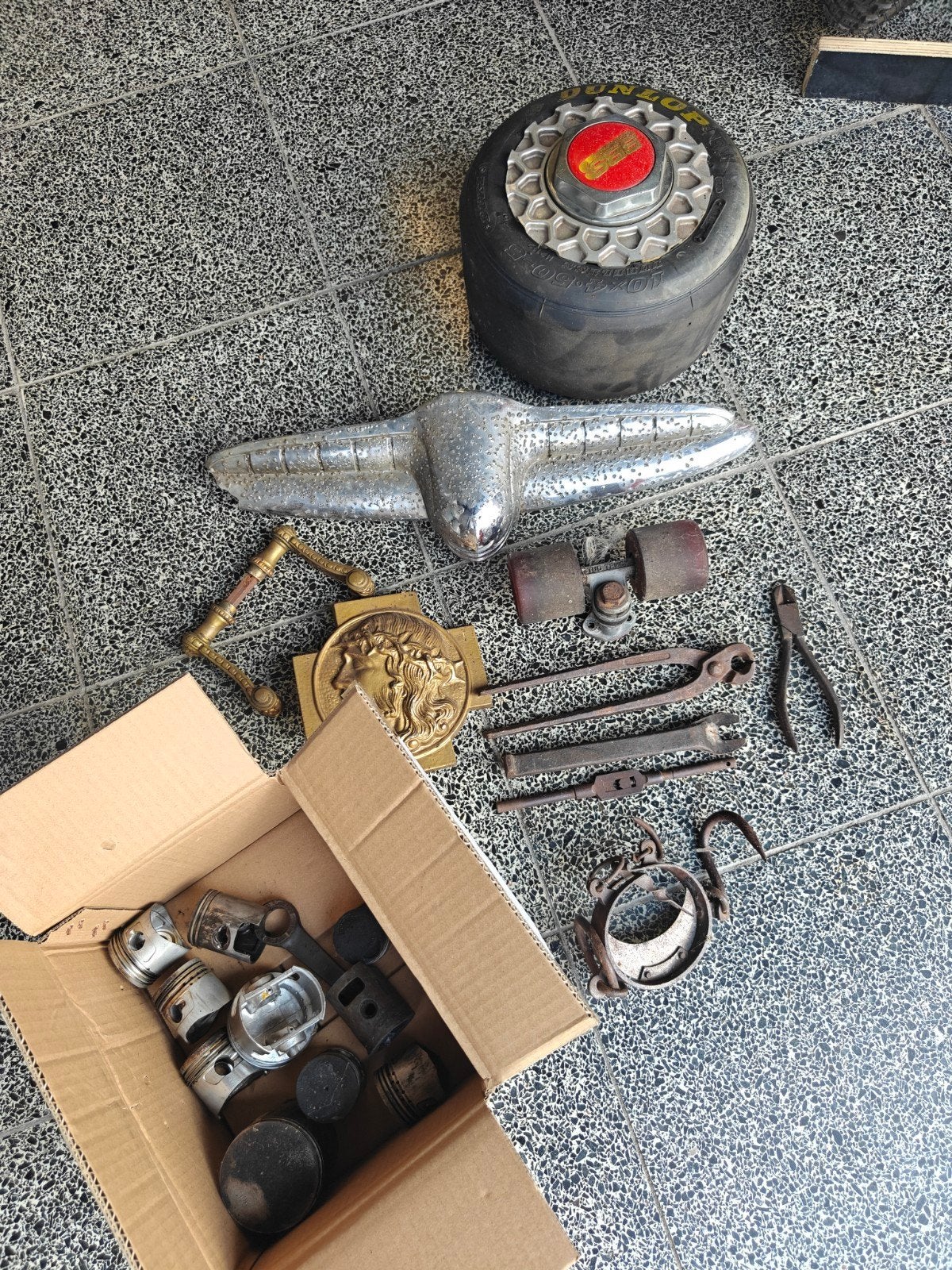 mancave/ garage stuks gratis, Antiek en Kunst, Ophalen