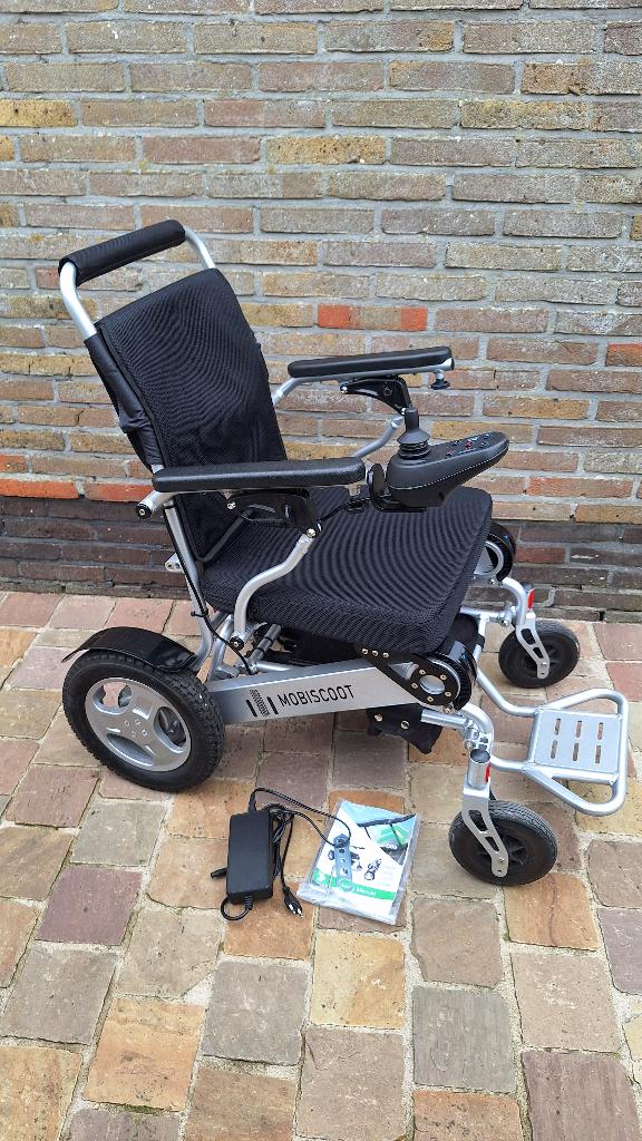 Rolstoel elektrisch Mobiscoot D09 in nieuwstaat!!, Enlèvement, Pliant, Comme neuf, Fauteuil roulant électrique