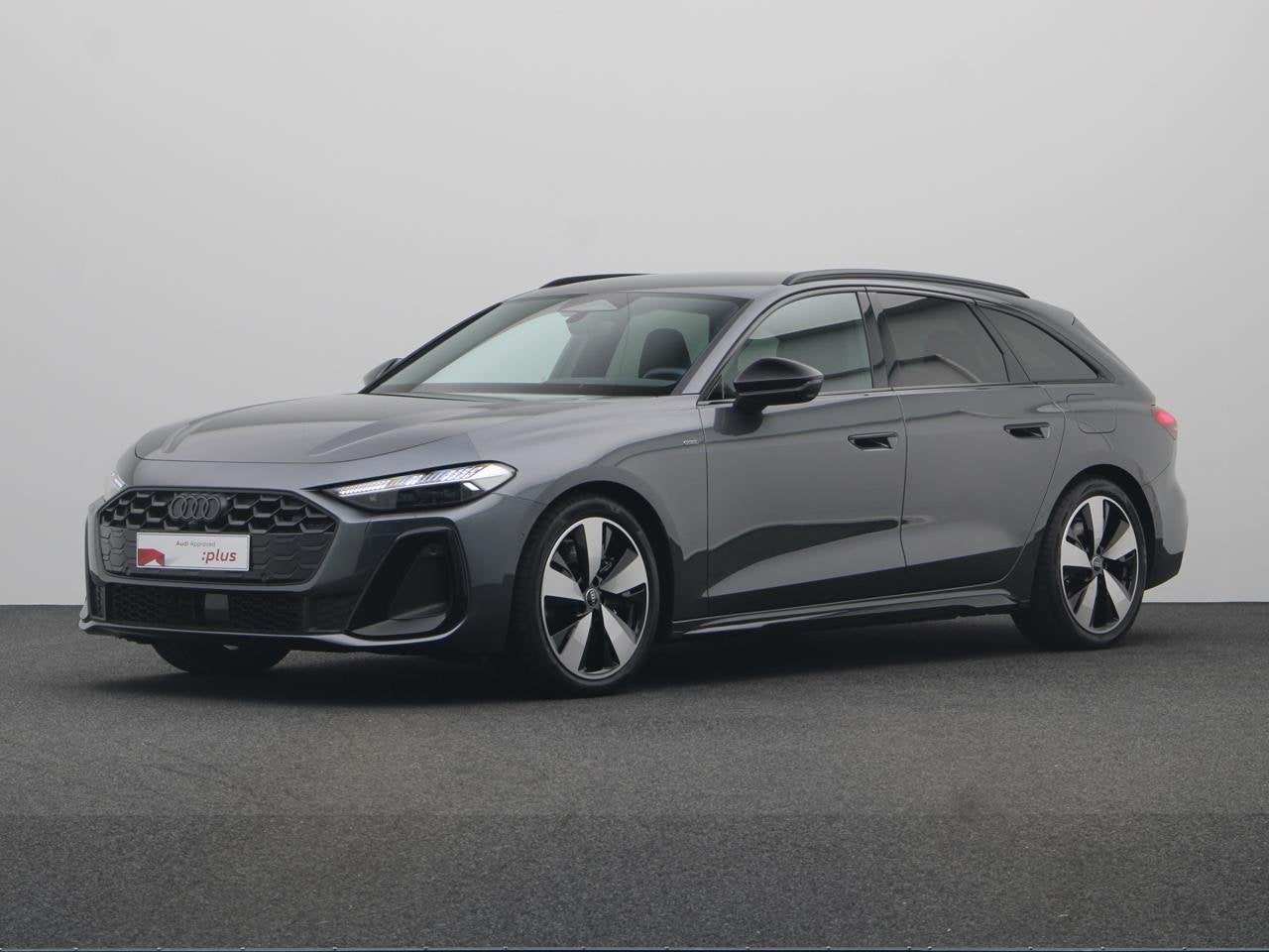 Audi A5 Avant e-hybrid (PHEV) S LINE E-HYBRID QUATTRO 299 PK, Auto's, Automaat, https://public.car-pass.be/vhr/a92270ea-6689-40c3-8f25-fb0f04dcbedd