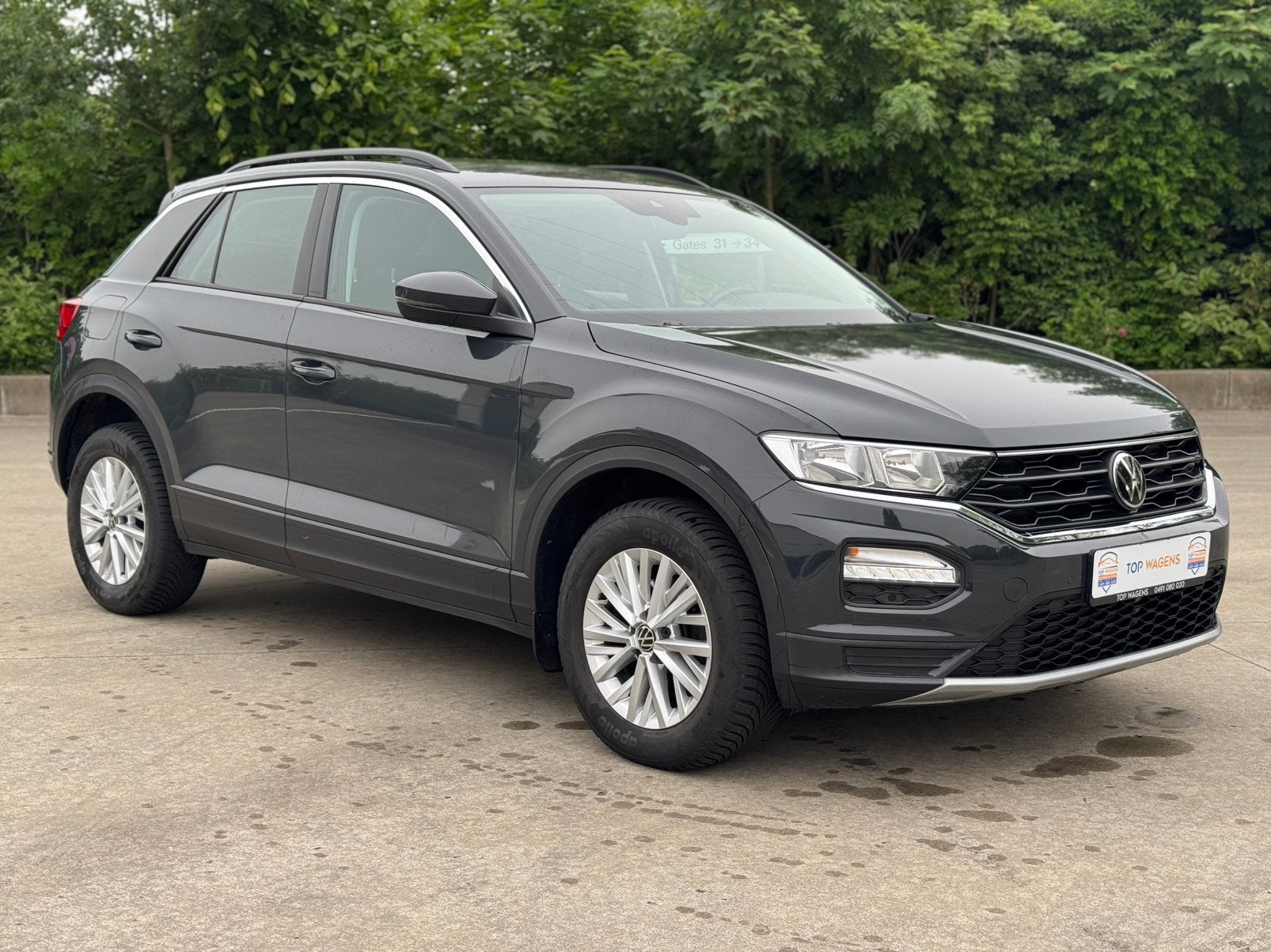 VOLKSWAGEN T-ROC / AUTOMAAT! / 4 MOTION! / GEKEURD VVK!, Auto's, Volkswagen, Automaat, Dealer onderhouden, Stof, 5 zetels