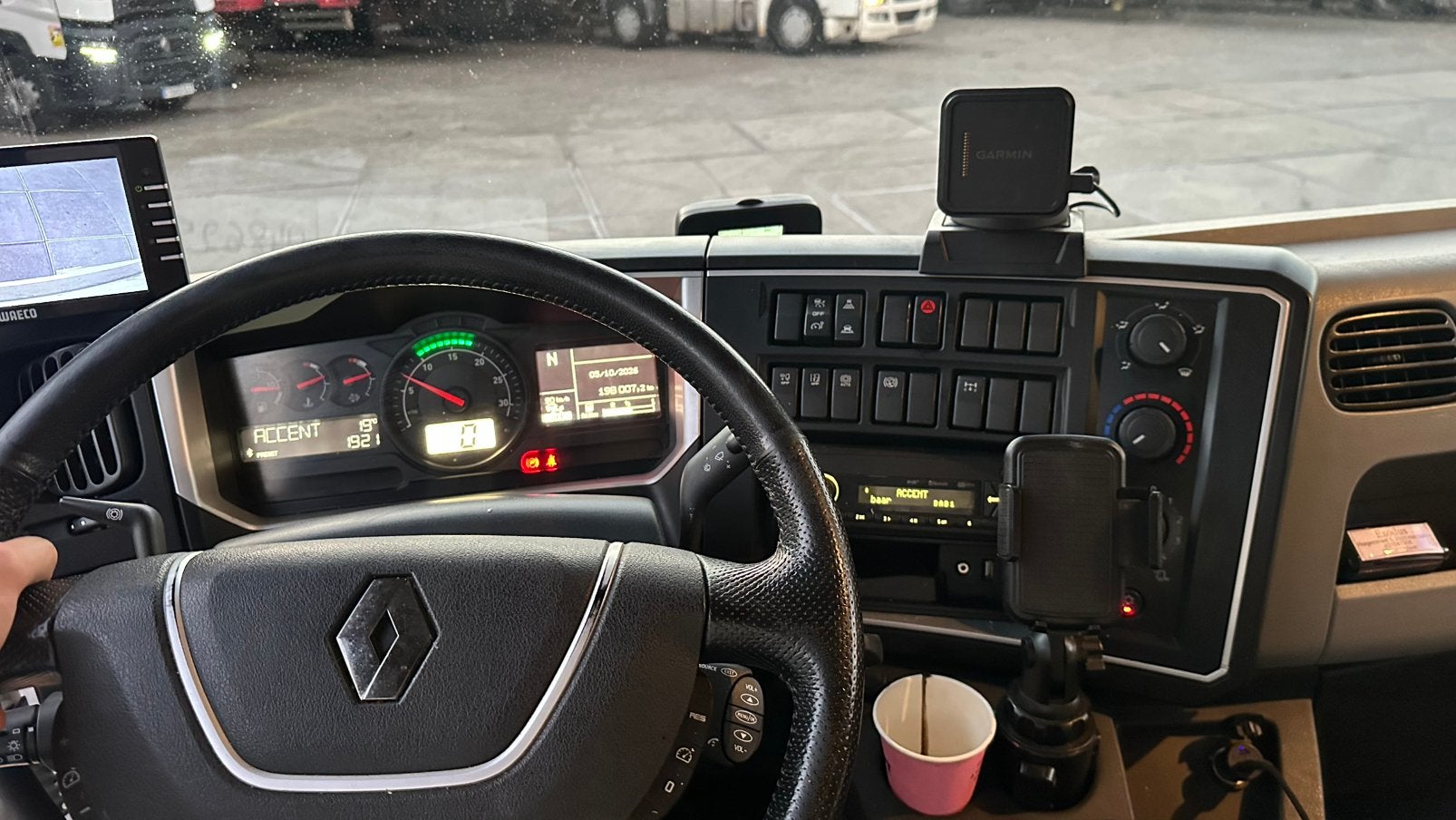 Vrachtwagen te huur 18 pallet 12 ton, Autos, Achat, Euro 6, Renault, Diesel