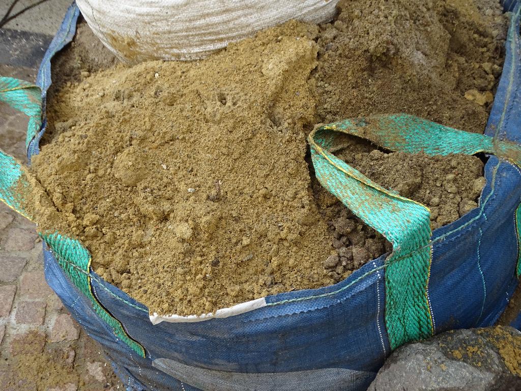 Gratis: gele grond, ophoogzand, zavel, geel zand, Tuin en Terras, Ophalen, Ophoogzand