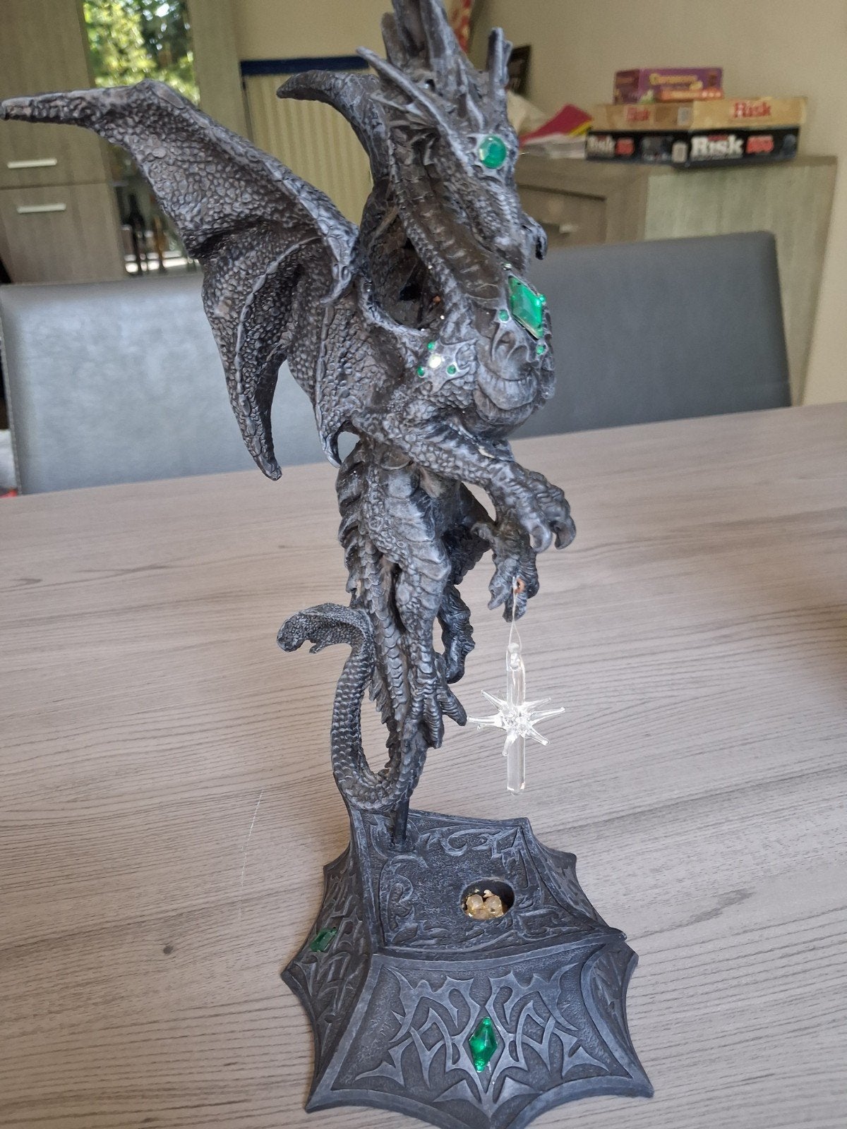 Draak groen, Ophalen