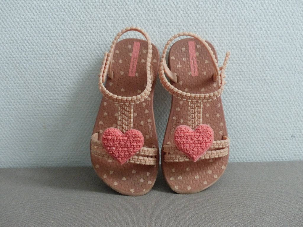 Sandaaltjes Ipanema meisje - maat 23/24, Kinderen en Baby's, Kinderkleding | Schoenen en Sokken, Gebruikt, Meisje, Schoenen, Ophalen of Verzenden