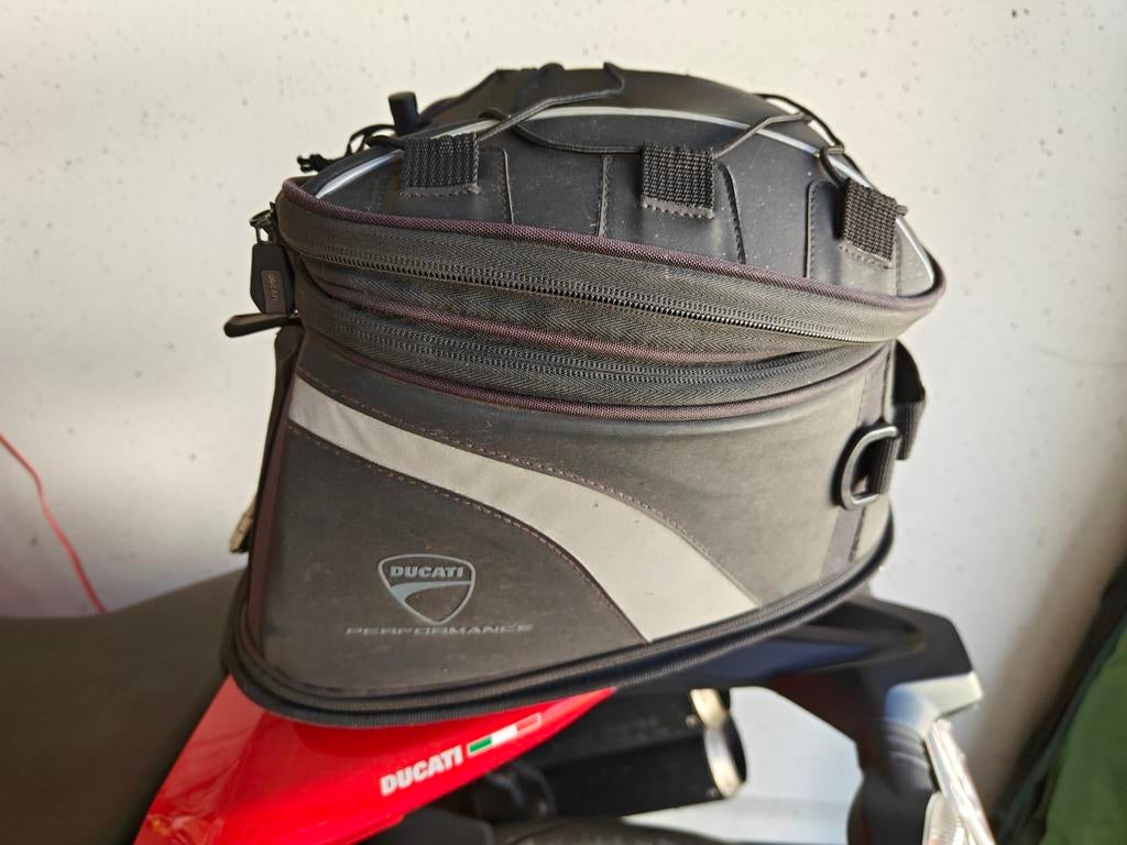 Passenger seat soft bag, Motoren, Ophalen