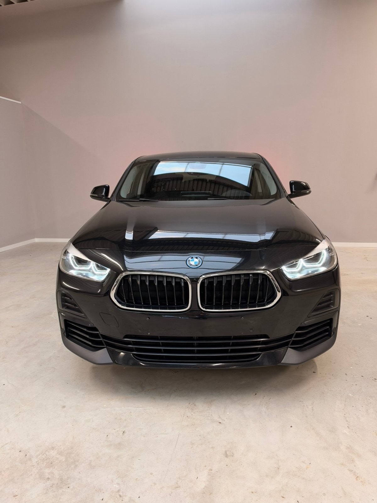 BMW X2 xDrive25e Led HUD Navi Leder Cam CarPlay Zetelverw, Auto's, Automaat, Dealer onderhouden, X2, https://public.car-pass.be/vhr/27f7a25f-341e-4973-86b9-0ef1dab70692
