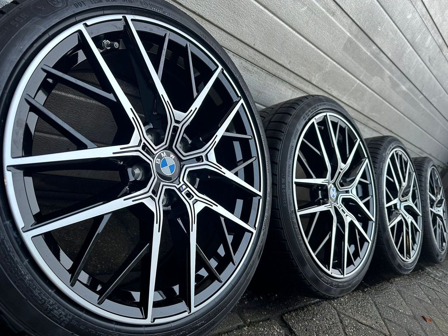 18 inch BMW 1 2 serie F40 F44 F70 M135 velgen winterbanden, 18 inch, -, -, Banden en Velgen
