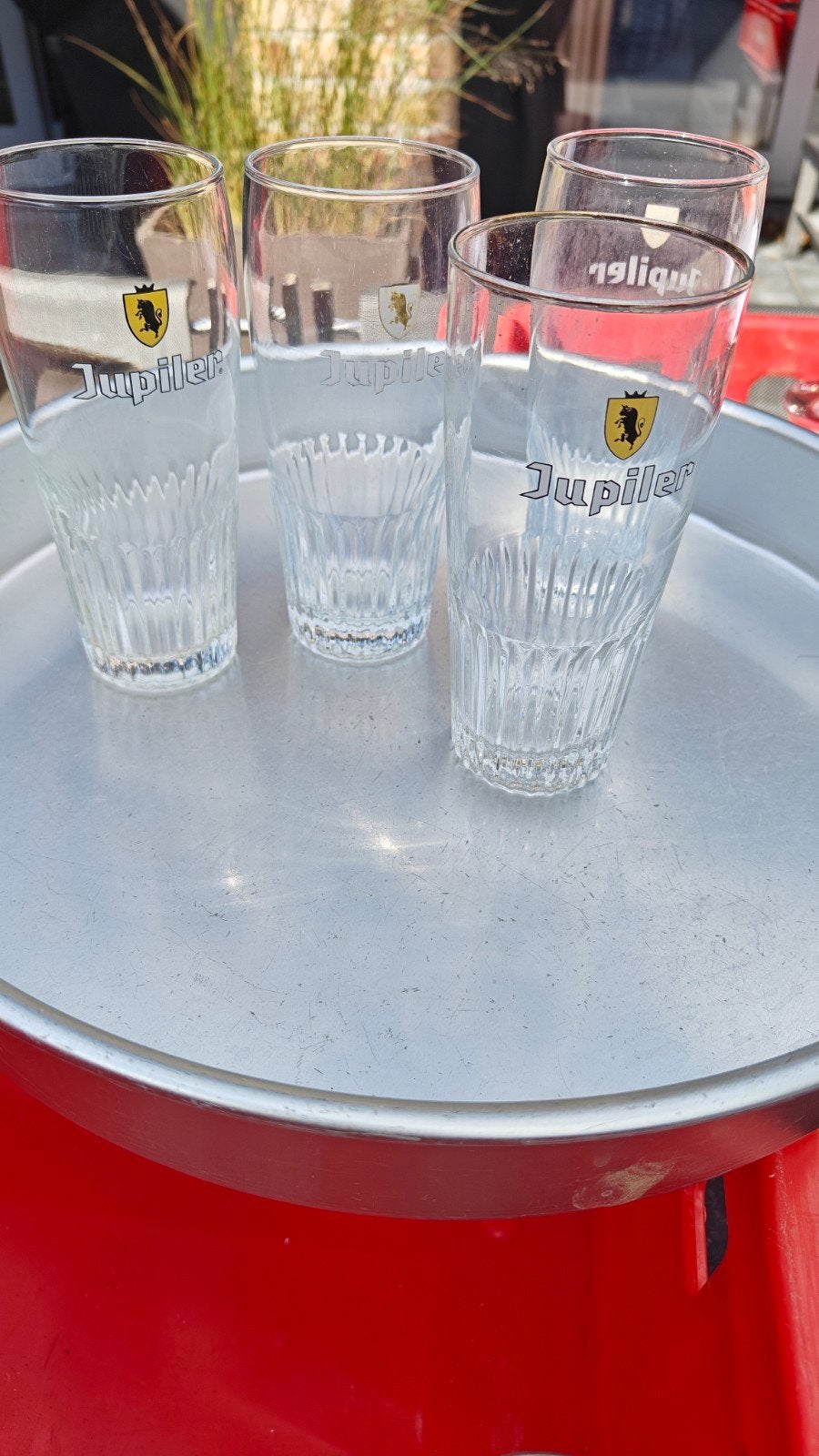 Bierglazen, Ophalen