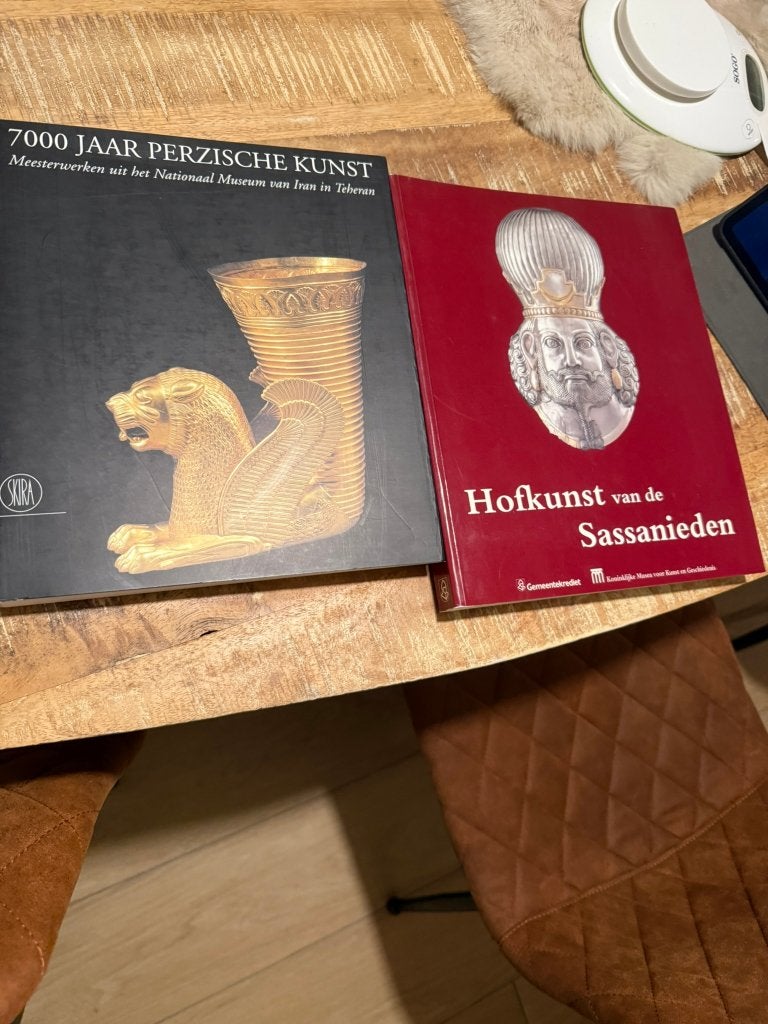 2 boeken Perzische kunst: Hofkunst v/d Sassanieden / 7000 j, Boeken, Ophalen of Verzenden, Zo goed als nieuw, Overige onderwerpen