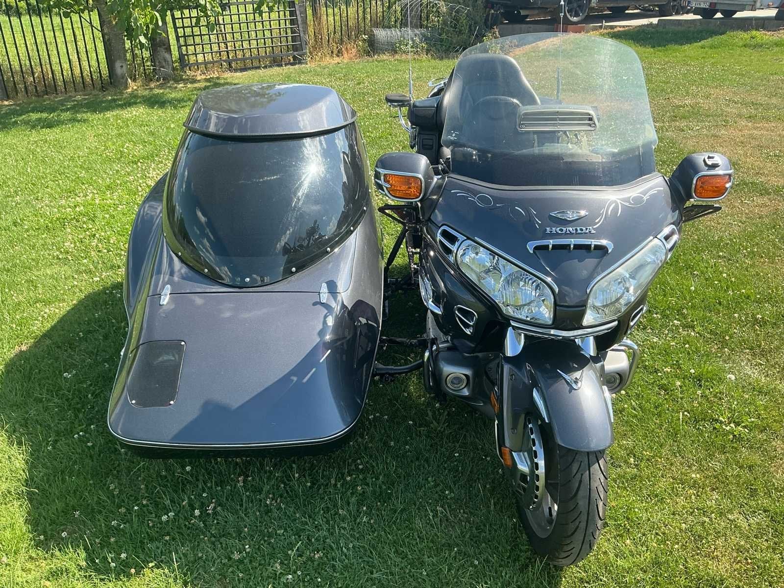 Honda Goldwing GL1800 30th Anniversary Edition + zijspan / s, Motoren, Motoren | Honda, Bedrijf, Overig