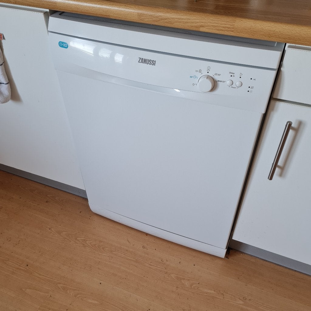 Zanussi vaatwasser zdf22002wa, Enlèvement, Utilisé, Autoportant, Programme court