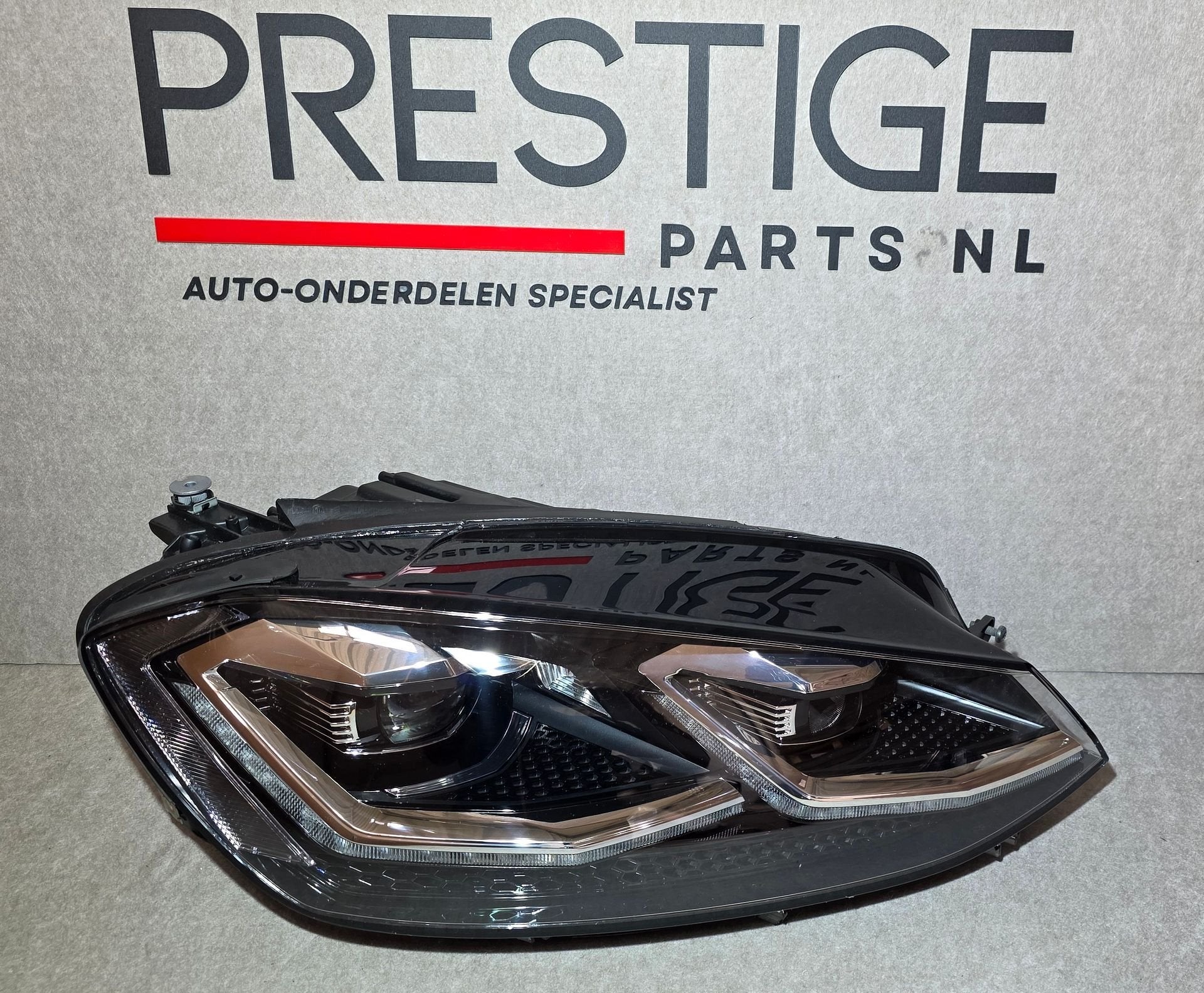 Koplamp VW Golf 7 VII 7.5 LED Rechts 5G1941036 Origineel, -, Origine de la pièce connue, Utilisé, -