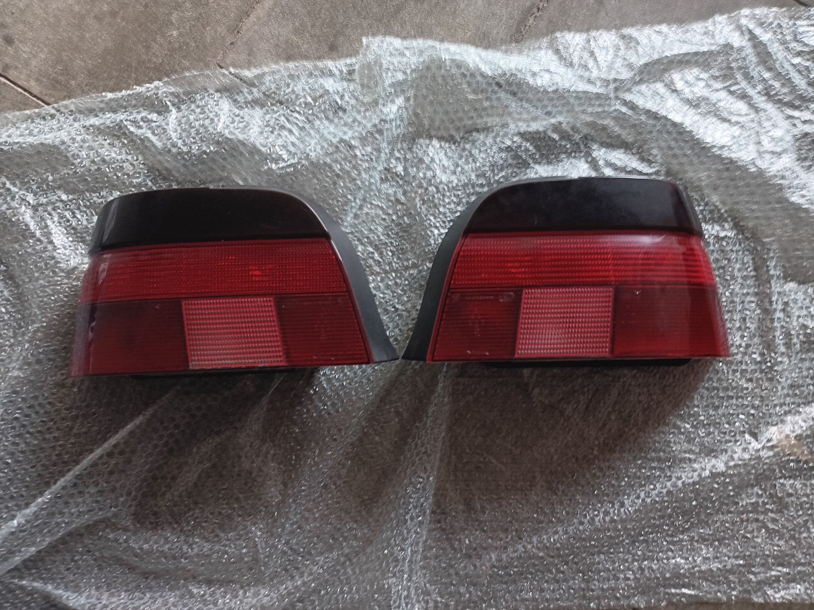 phare   bmw  seri 5.  E39     2 piece   complet., Autos : Pièces & Accessoires, Enlèvement, Neuf, BMW